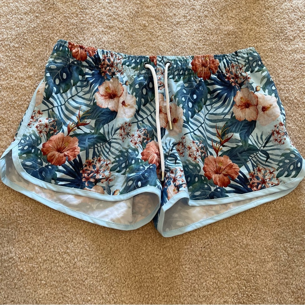NWT Franks Floral Shorts
